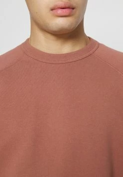 Acheter 🤩 ARKET Sweatshirt Prix Acceptable pullover col rond men 🤩 15 Acheter 🤩 ARKET Sweatshirt Prix Acceptable pullover col rond men 🤩 -ARKET Soldes Boutique e9a562c0505d4202ad8a3a8c383d538e