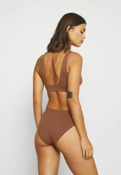 Les meilleures critiques de ⌛ Prix Légers ARKET Slip underpant normale women 🛒 -ARKET Soldes Boutique f097a9cee3e04e7ca6236c6a0e5051d0