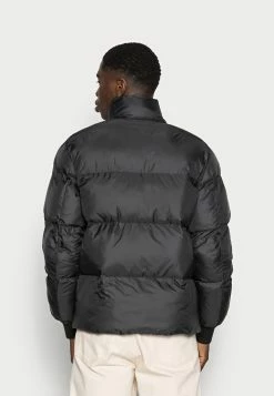 Les meilleures critiques de 😍 ARKET Bonne Qualité Veste d'hiver coat col doublé men 🌟 -ARKET Soldes Boutique f1867c03c43b4745a2471e745cf633bb