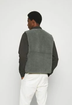 Bon marché ✔️ Prix Favorable ARKET Veste sans manches col en v profond men 🤩 -ARKET Soldes Boutique f4e88ed6133a43ccaa1a17623023b261