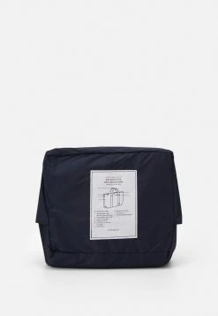 Meilleure vente 🔥 ARKET UNISEX - Sac week-end All 😍 -ARKET Soldes Boutique f90c49dda1284b03aebd1b871764b8ea