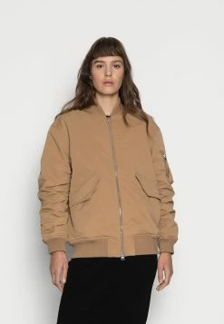 Sortie ⌛ ARKET Blouson Bomber Prix Distinctifs coat col officier women 😍