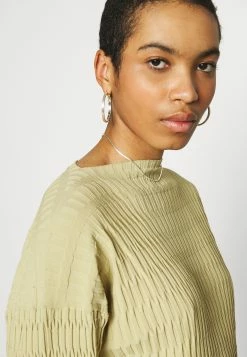 Tout neuf 🔥 ARKET T-shirt à manches longues Première Qualité t shirt col bateau women 🔔 14 Tout neuf 🔥 ARKET T-shirt à manches longues Première Qualité t shirt col bateau women 🔔 -ARKET Soldes Boutique fa4e1767d1934bf89c226e791e782a8e