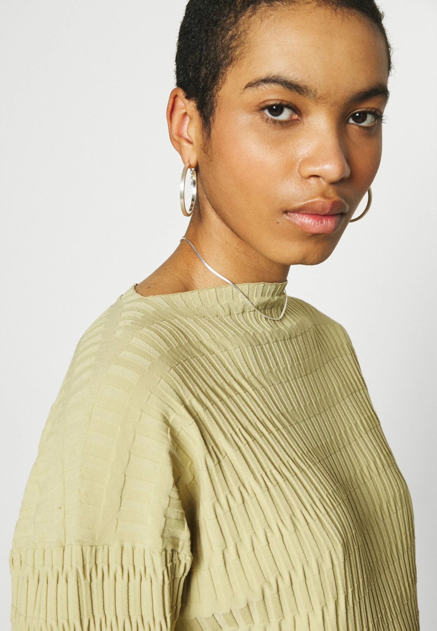 Tout neuf 🔥 ARKET T-shirt à manches longues Première Qualité t shirt col bateau women 🔔 7 Tout neuf 🔥 ARKET T-shirt à manches longues Première Qualité t shirt col bateau women 🔔 – Image 5