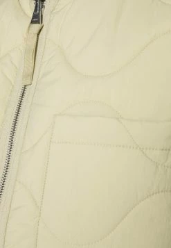 Offres ❤️ ARKET Veste sans manches Men 😀 -ARKET Soldes Boutique ff7c358cc62b4df2afe066569bb6e48e